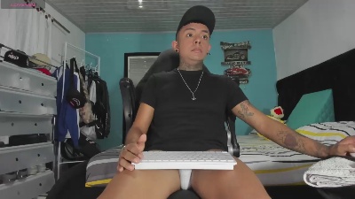 Sebastiian_fire live cam on Cam4