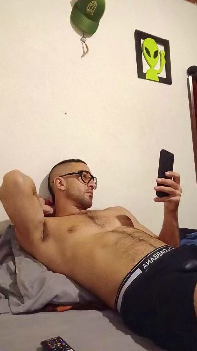 Sebasxx97 live cam on Cam4