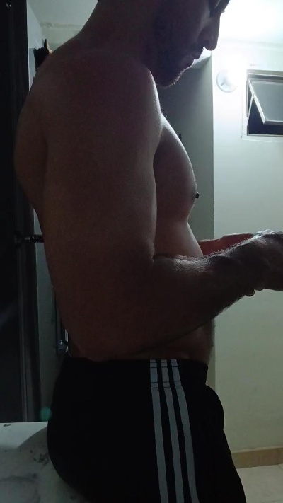 Sebasxx97 live cam on Cam4