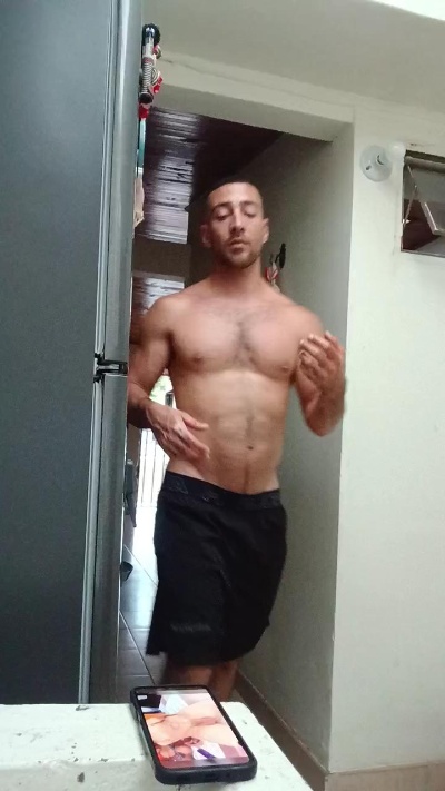 Sebasxx97 live cam on Cam4