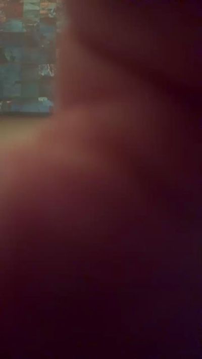 Secretslut001 live cam on Cam4
