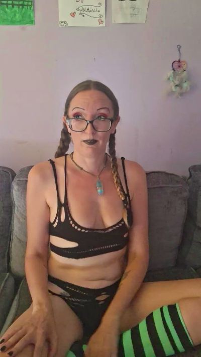 Seductivesmiles live cam on Cam4