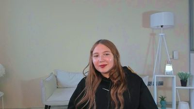 SeemaHoggle live cam on Cam4