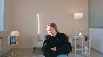 SeemaHoggle live cam on Cam4