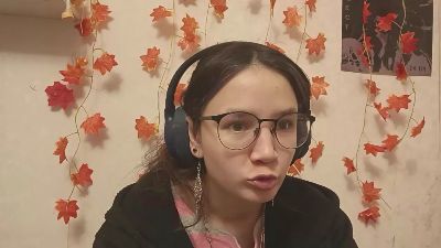 SeemaVallee live cam on Cam4