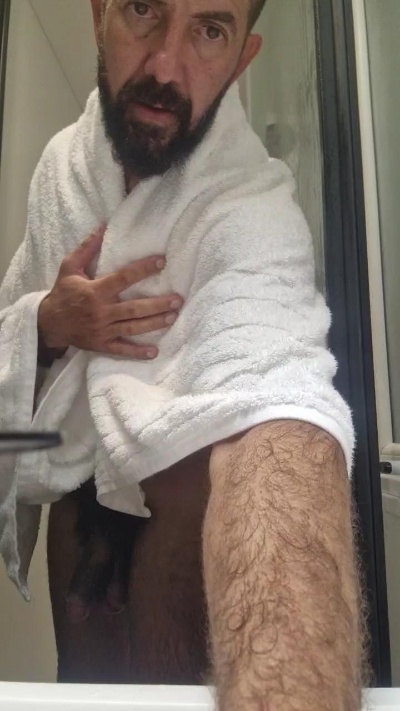 Selfsuckbigdick live cam on Cam4
