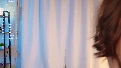 SelinaNesa live cam on Cam4