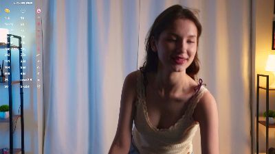 SelinaNesa live cam on Cam4