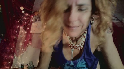 SelvaGreen live cam on Cam4