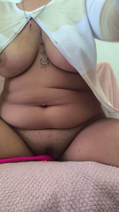 Selvaggia live cam on Cam4