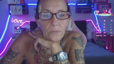 SelvaggiaCaribe live cam on Cam4