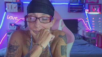 SelvaggiaCaribe live cam on Cam4