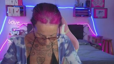 SelvaggiaCaribe live cam on Cam4