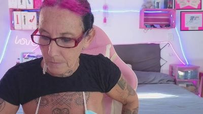 SelvaggiaCaribe live cam on Cam4