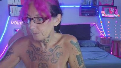 SelvaggiaCaribe live cam on Cam4