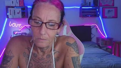 SelvaggiaCaribe live cam on Cam4