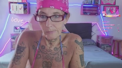 SelvaggiaCaribe live cam on Cam4