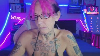 SelvaggiaCaribe live cam on Cam4