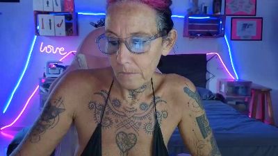 SelvaggiaCaribe live cam on Cam4
