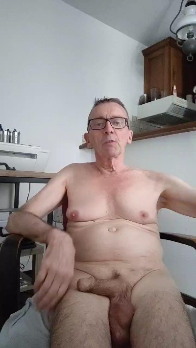 SeniorExhib live cam on Cam4