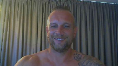 Sense084 live cam on Cam4