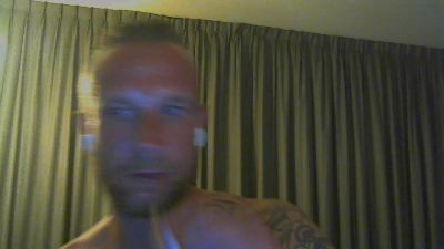 Sense084 live cam on Cam4