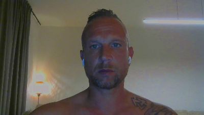 Sense084 live cam on Cam4