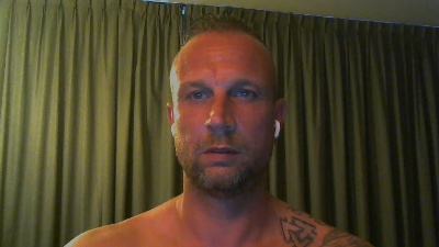 Sense084 live cam on Cam4