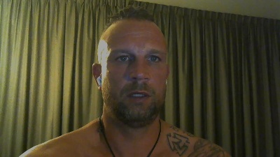 Sense084 live cam on Cam4