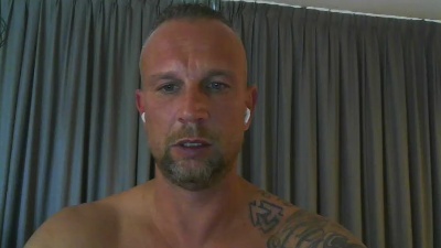 Sense084 live cam on Cam4