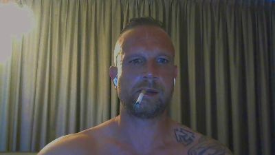 Sense084 live cam on Cam4