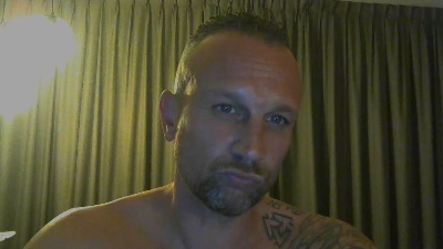 Sense084 live cam on Cam4