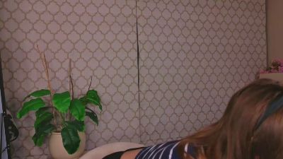 SerenaFields live cam on Cam4