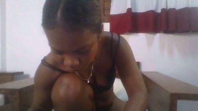 SerenaStorm live cam on Cam4