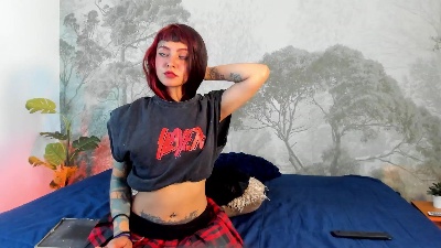 Serenade_Stark live cam on Cam4