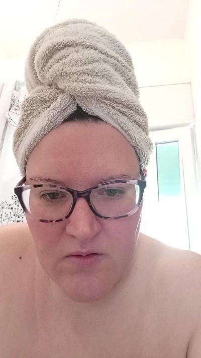 Serenaveneta94 è una camgirl italiana sensuale durante uno show su Cam4.