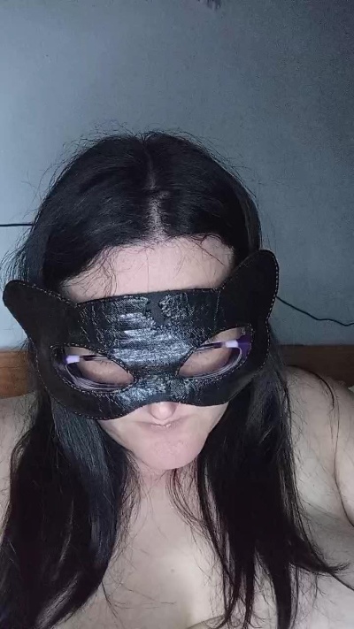 Serenaveneta94 live cam on Cam4