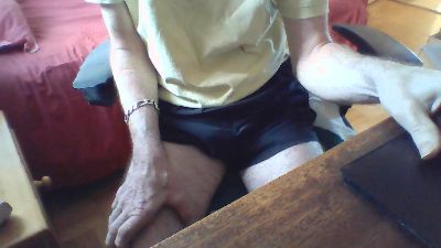 SergeDu42100069 live cam on Cam4