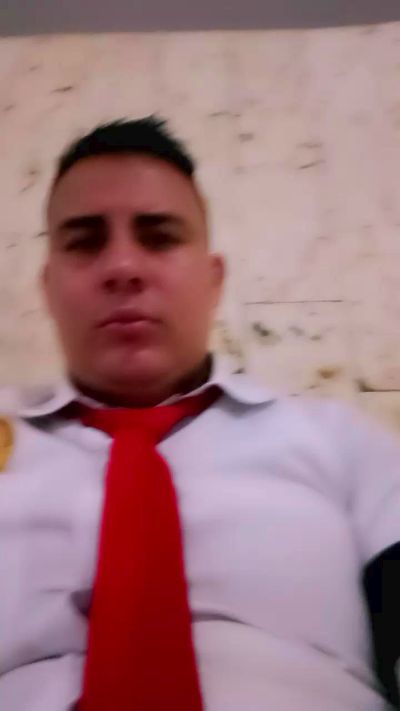 Sergio201829 live cam on Cam4