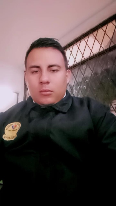 Sergio201829 live cam on Cam4