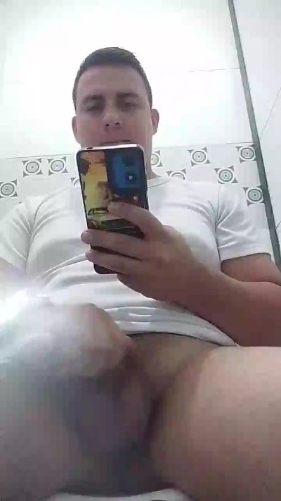 Sergio201829 live cam on Cam4