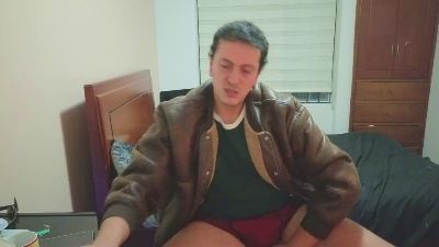 Serguioguecha33 live cam on Cam4