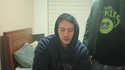 Serguioguecha33 live cam on Cam4