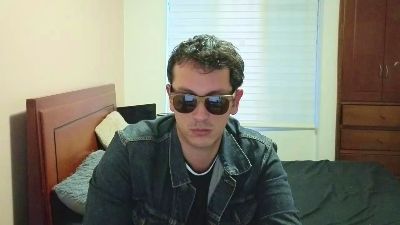 Serguioguecha33 live cam on Cam4