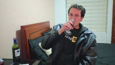 Serguioguecha33 live cam on Cam4