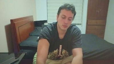 Serguioguecha33 live cam on Cam4