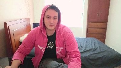 Serguioguecha33 live cam on Cam4