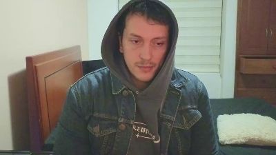 Serguioguecha33 live cam on Cam4