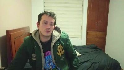 Serguioguecha33 live cam on Cam4