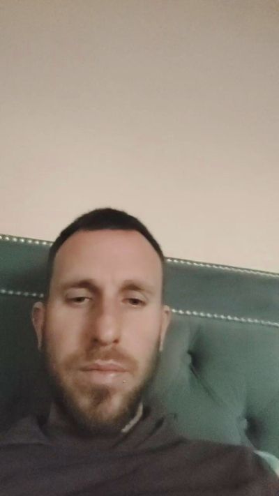 Sertito3333 live cam on Cam4